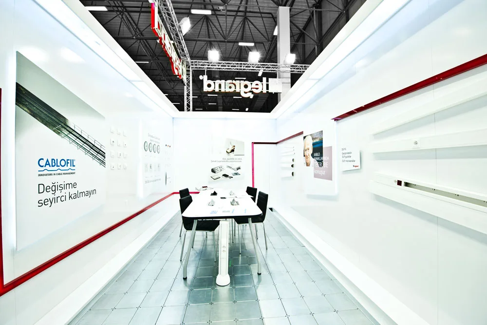 Showroom Gesamtansicht — Produktion Motto Event